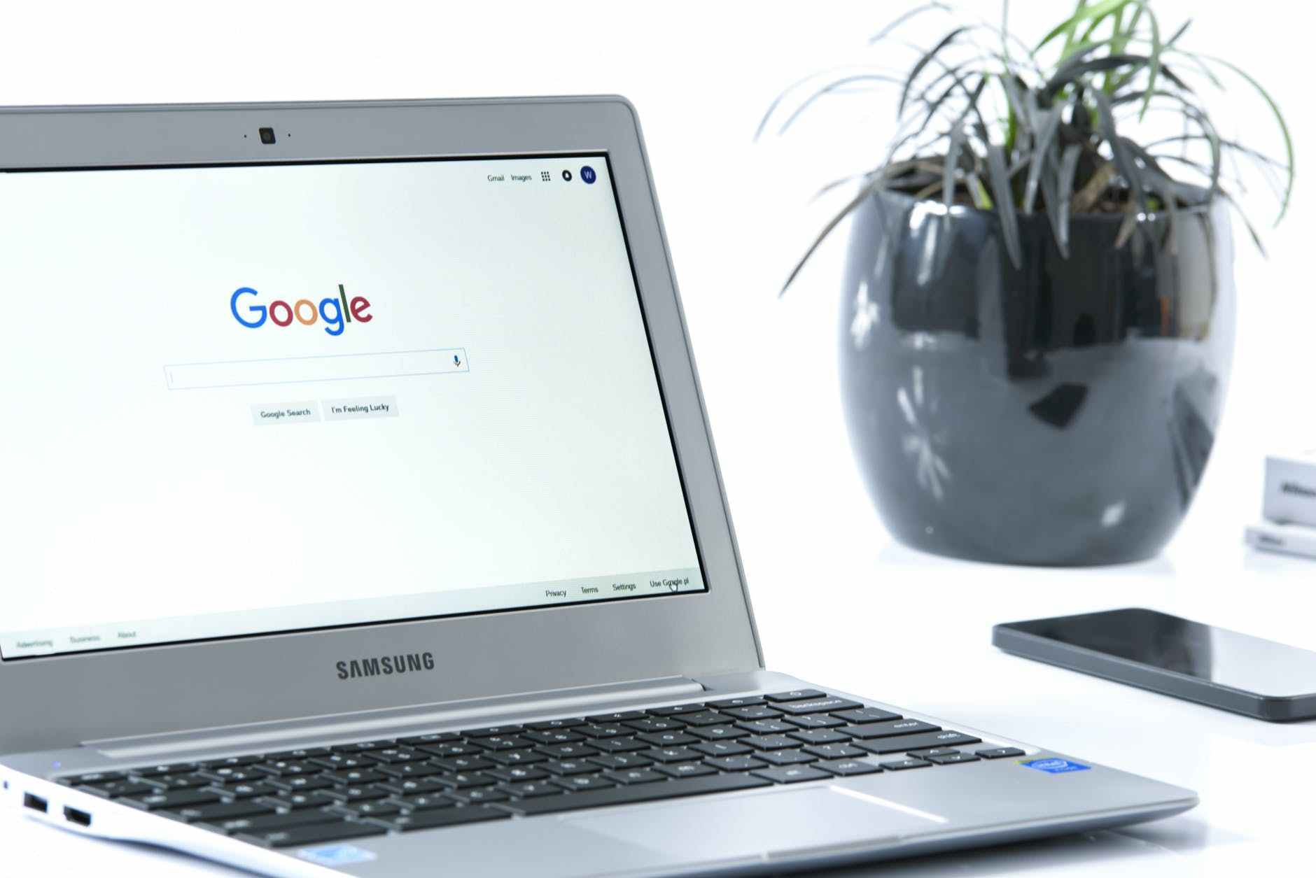 Google 强烈呼吁 Chrome 用户立刻进行更新 避免骇客利用漏洞入侵设备 